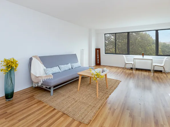 3671 Hudson Manor Terrace image 2 of 13