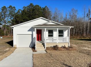 2009 Samuel Ln, Tarboro, NC 27886