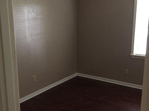 5th image of 527 Highpoint Dr