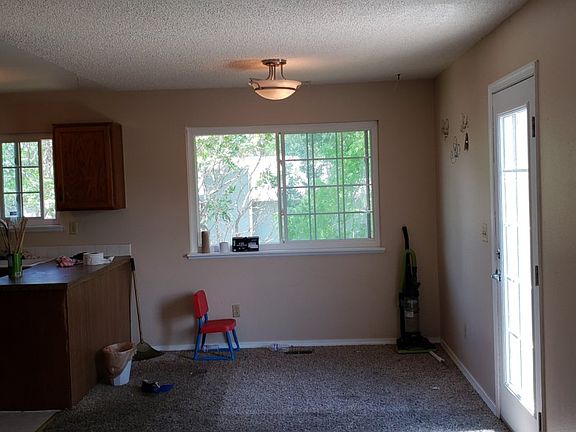 5th image of 3400 15th Ave