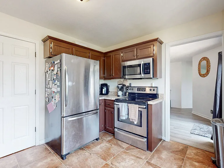 117 N Cavalcade Cir — Photo 5