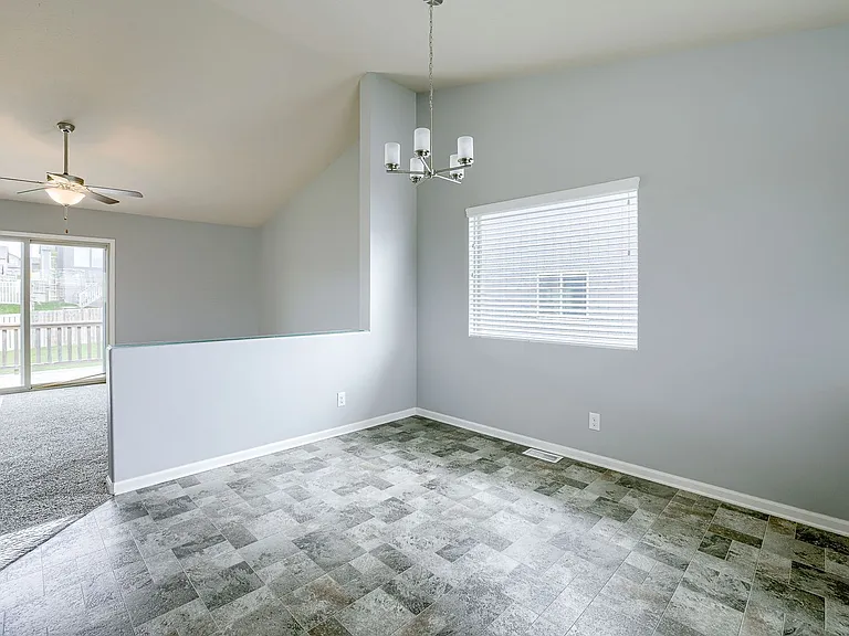 18906 Birch Ave — Photo 12