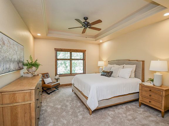 5th image of 1325 W Wicklow Ct