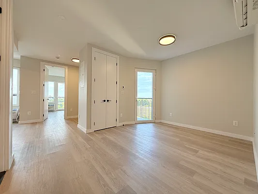 Rented by Zjama Realty Corp | media 4