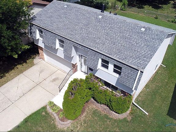 3rd image of 84 W Nevada Ave
