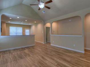 3213 Buttercup Dr, Texas City, TX 77591