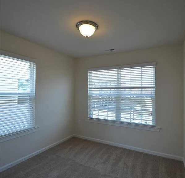 6022 Kentworth Dr — Photo 16