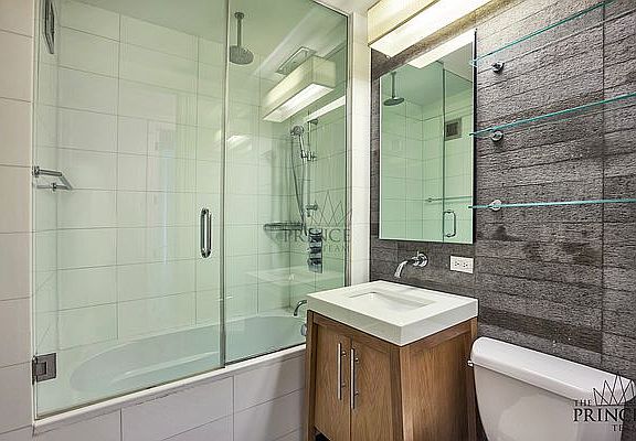 5th image of 88 Greenwich St APT 808