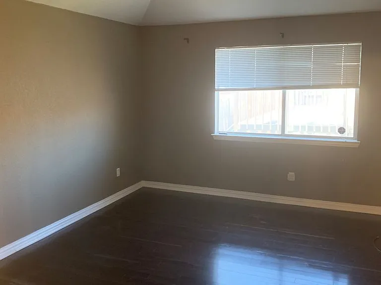 2705 Jennie Wells Dr — Photo 9