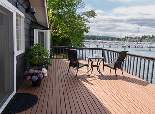 5831 Ward Ave NE, Bainbridge Island, WA