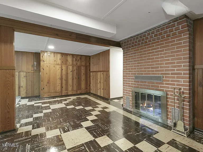 6315 Summitview Ave — Photo 19