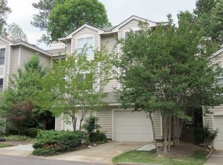 102 Union Jack Ln, Cary, NC 27513