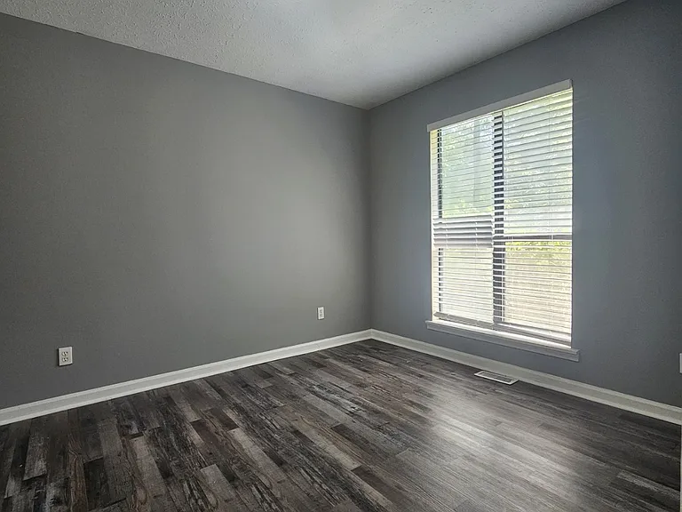4115 Cranwood Dr S — Photo 23