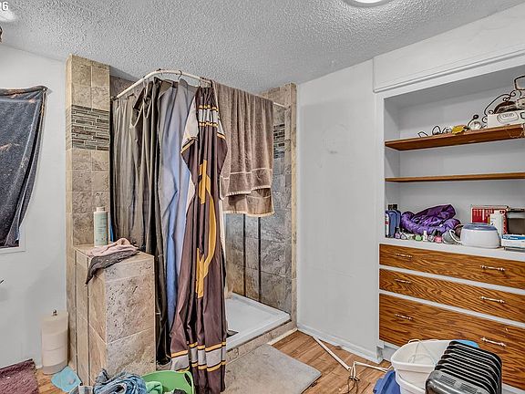 24th image of 16000 SE Powell Blvd Unit 6