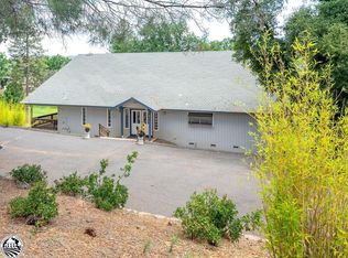 12695 Mueller Dr, Groveland, CA 95321