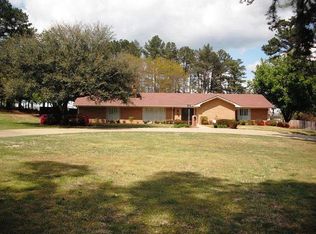 411 E Tuttle Rd, White Oak, TX 75693