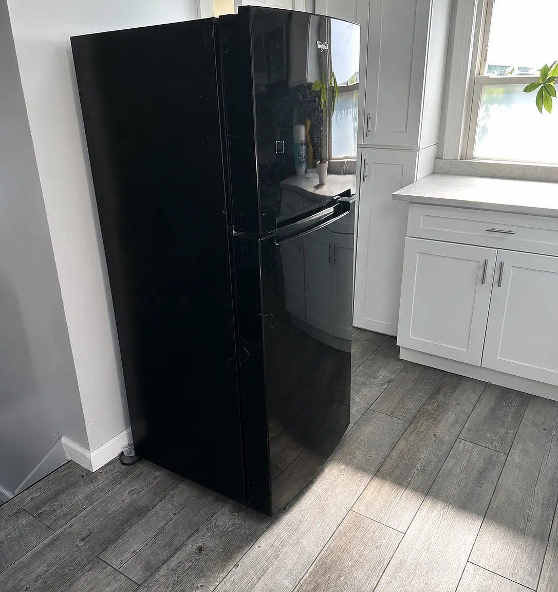 Studio, 550 sqft, $1,700 — Photo 2