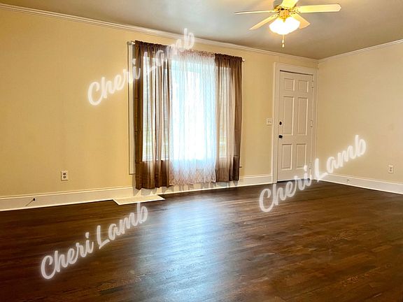 Living Area (view 3)