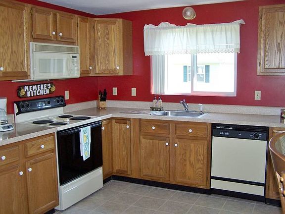 3rd image of 67 Crystal Water Dr