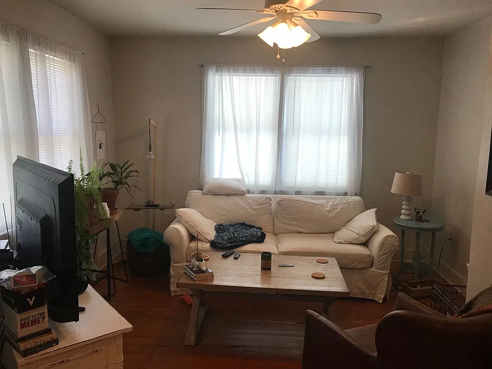63 Reid St