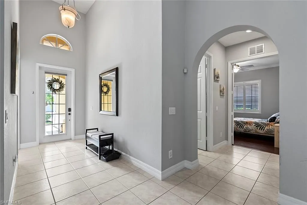 3 bed, 2.0 bath, 2000 sqft, $5,000 — Photo 4
