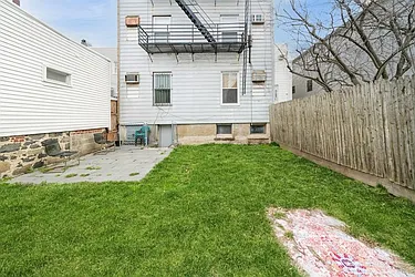 259 Griffith Street