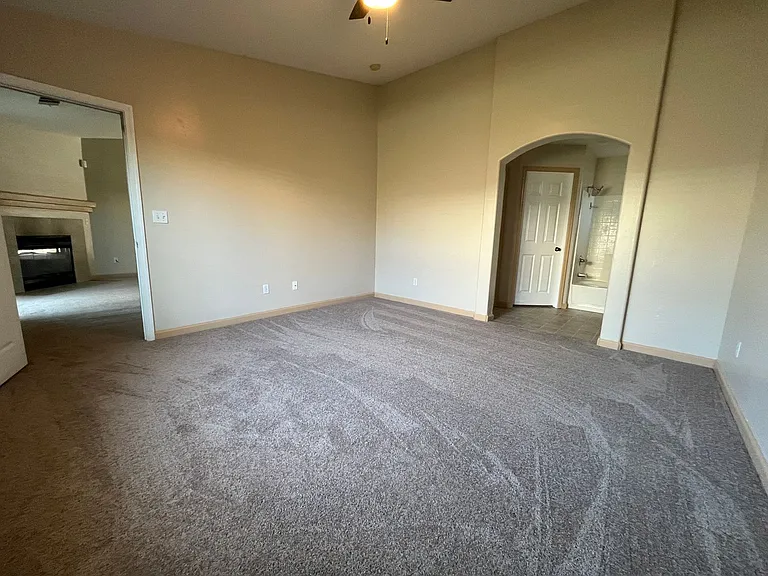 1030 S Vista St — Photo 13