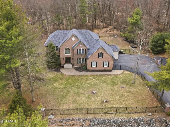 155 Chase Rd, Stroudsburg, PA 18360