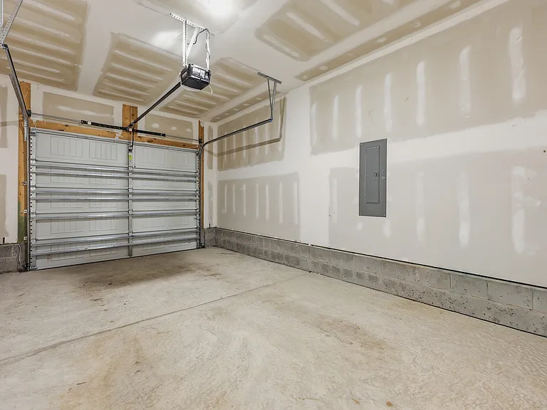 2957 Ross Ave #1 — Photo 29