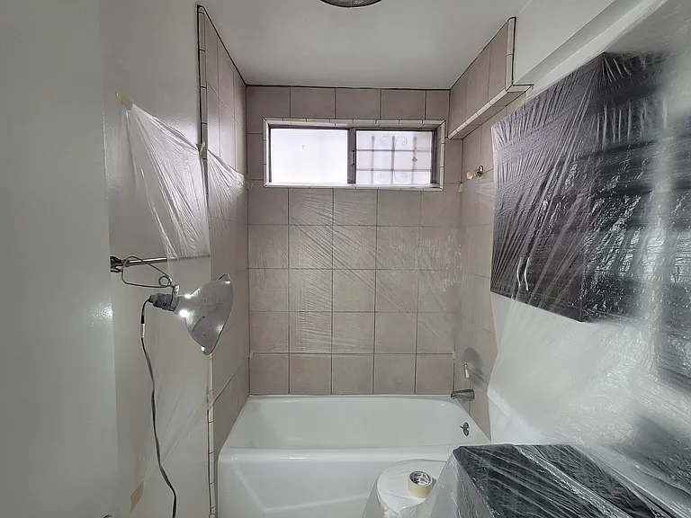 Amherst Apartments — Photo 18