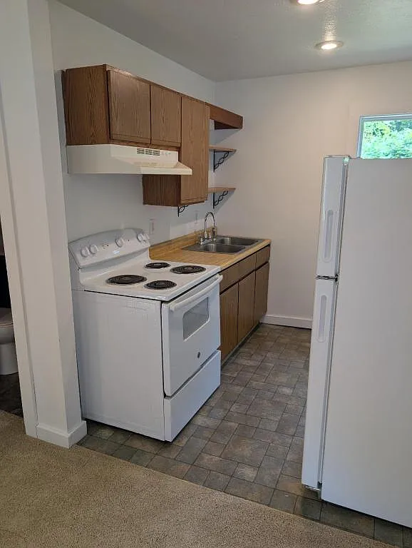 6021 Madison Street — Photo 1