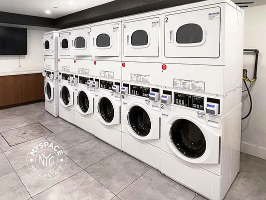 Rented by MySpaceNYC | media 22