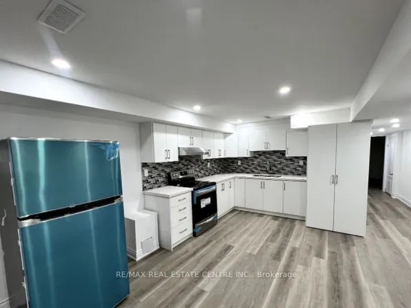 20 Quinton Rdg #Basement, Brampton, ON L6Y 6J4