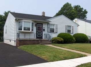 77 George St, Carteret, NJ 07008