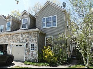 26 Summit Cir #26, Mays Landing, NJ 08330