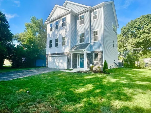 5314 Al Jones Dr, Shady Side, MD 20764