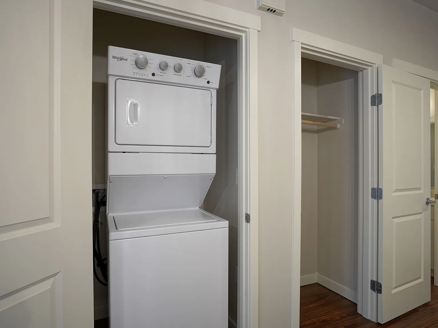 Capitol Flats — Photo 3