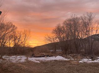 12 Nuestra Senora De San Juan, Taos, NM 87557