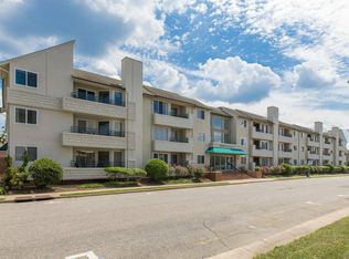 304 28th St UNIT 204, Virginia Beach, VA 23451