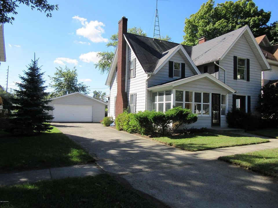 1st image of 209 Courtland St
