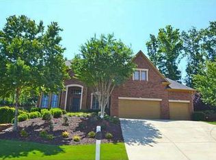 2852 Chastain Park Ct, Buford, GA 30519
