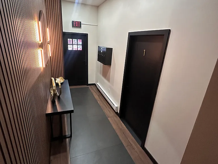129 Pike St #3 — Photo 10