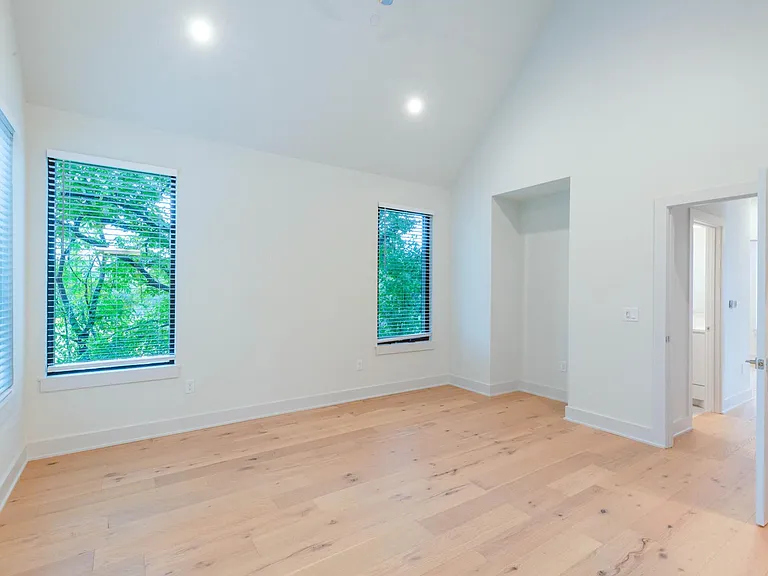 1116 Walton Ln #3 — Photo 7