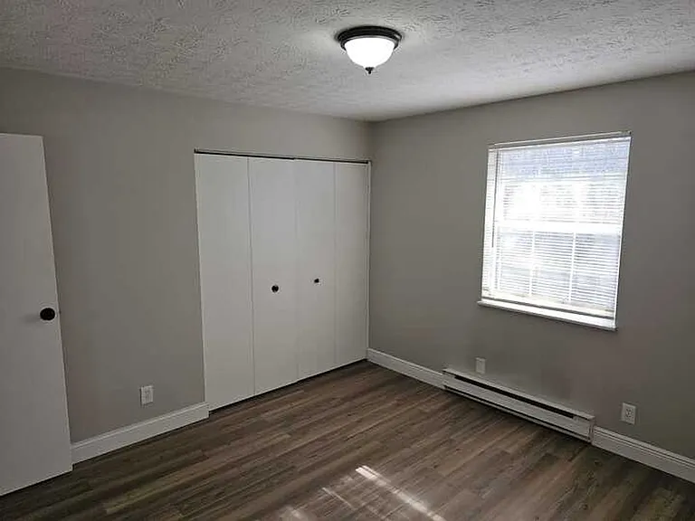 Willow Run Apartments — Photo 14