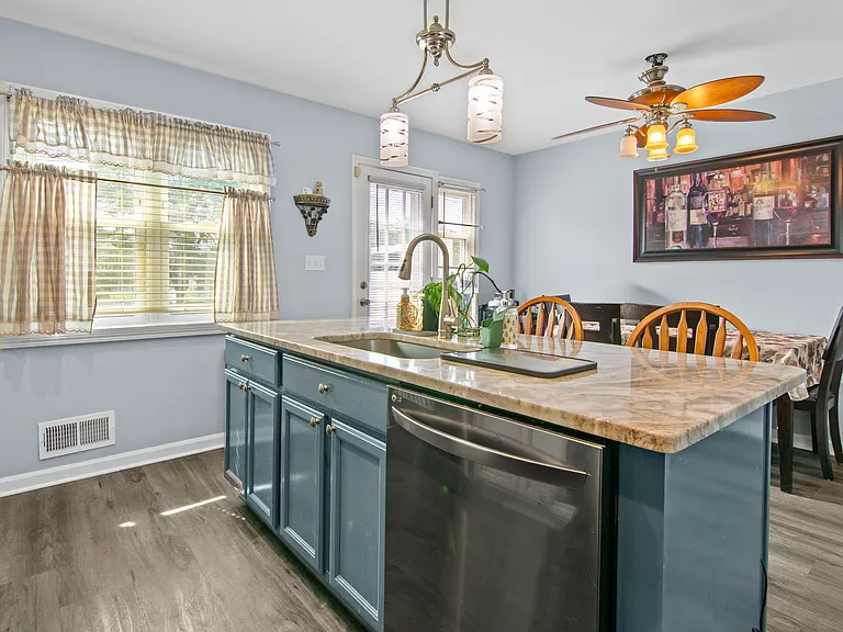 7825 Charlesmont Rd — Photo 8