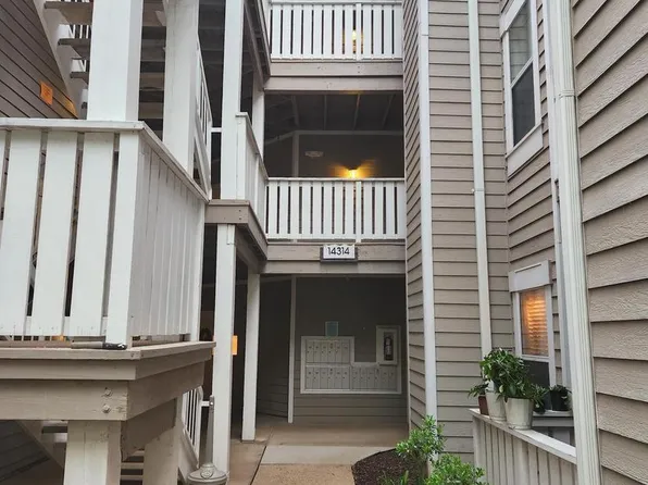 14314 Climbing Rose Way APT 306, Centreville, VA 20121