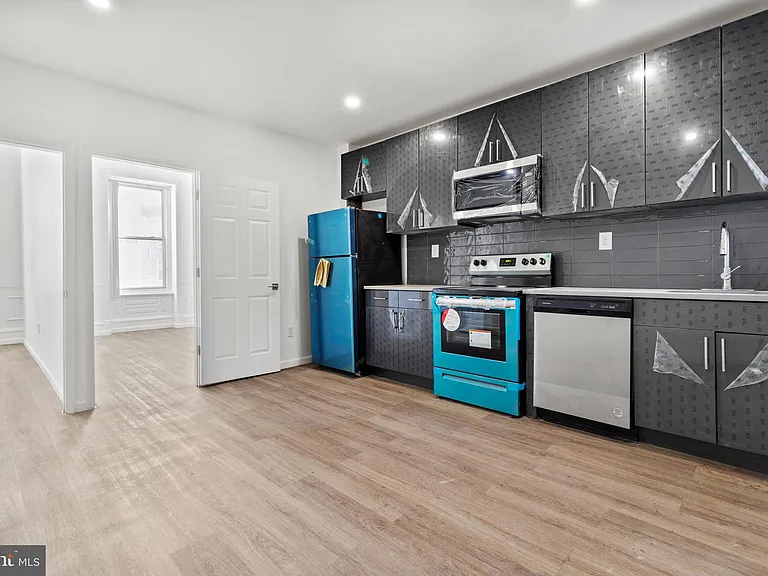 1602 S Broad St #-2 — Photo 8