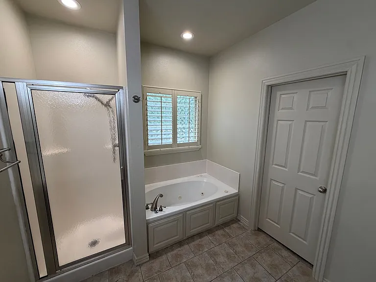 3121 N Tartan Way — Photo 9