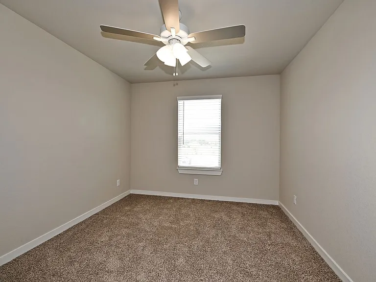 11318 Clearmine St — Photo 91