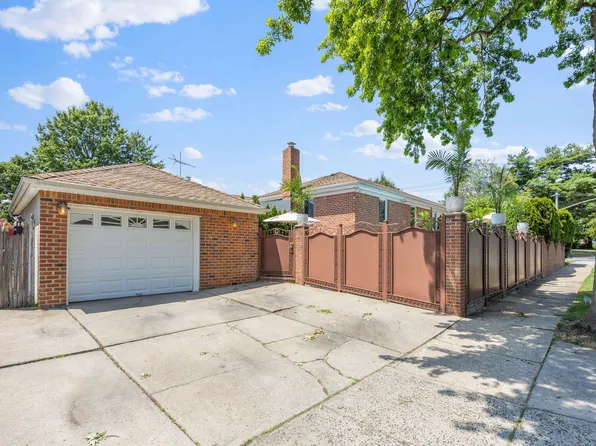 141-18 14th Avenue image 16 of 19